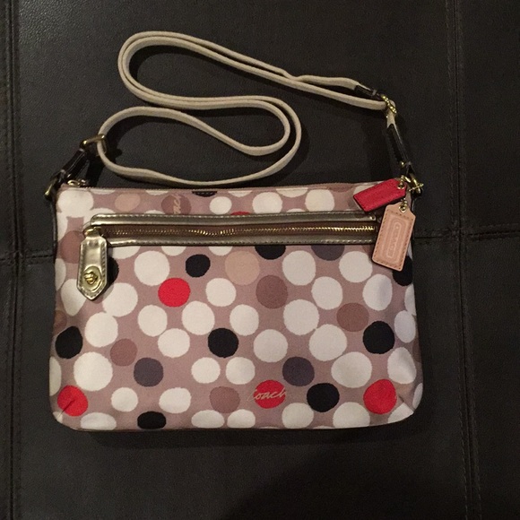 Coach Handbags - Coach Crossbody
